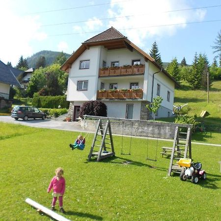 Haus Moni Apartamento Mauterndorf  Exterior foto